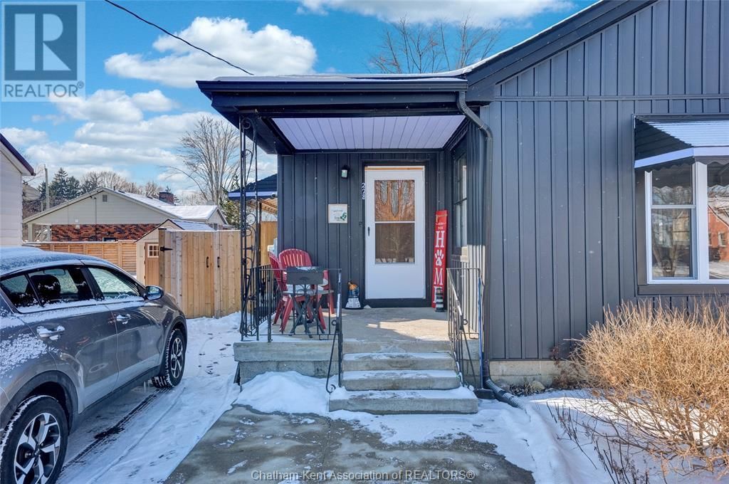 228 DELAWARE AVENUE NORTH Image 1