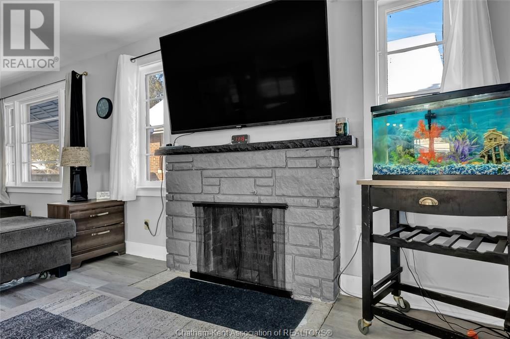 228 DELAWARE AVENUE NORTH Image 21