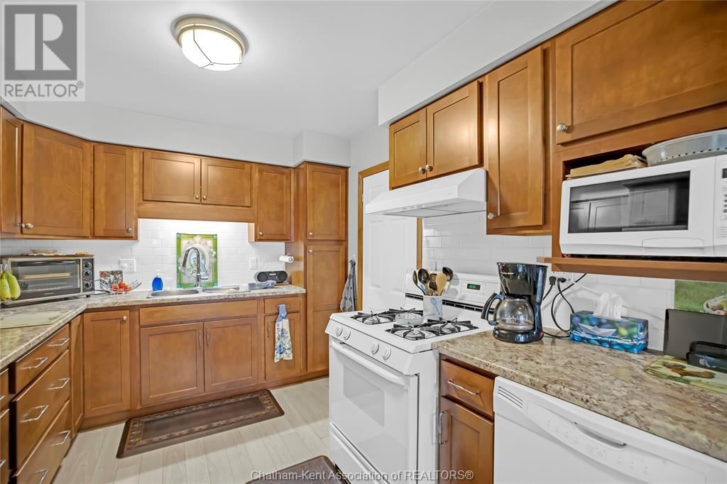 29883 WEST BOTHWELL ROAD Image 12