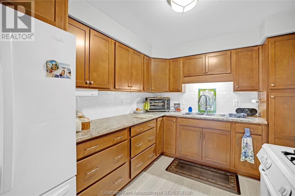 29883 WEST BOTHWELL ROAD Image 13