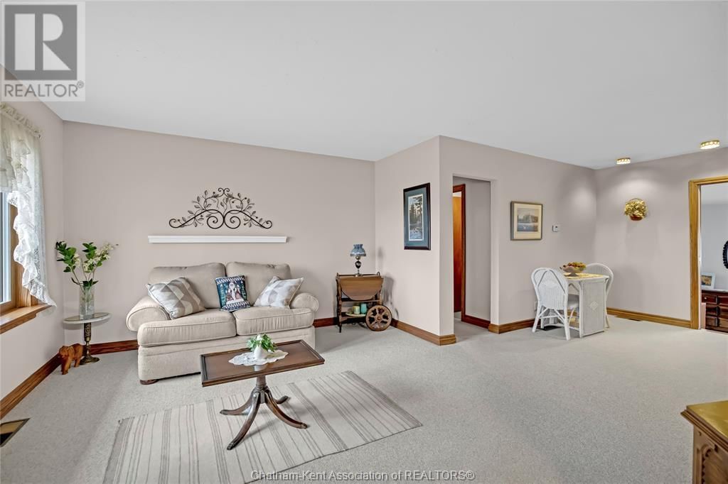 29883 WEST BOTHWELL ROAD Image 17