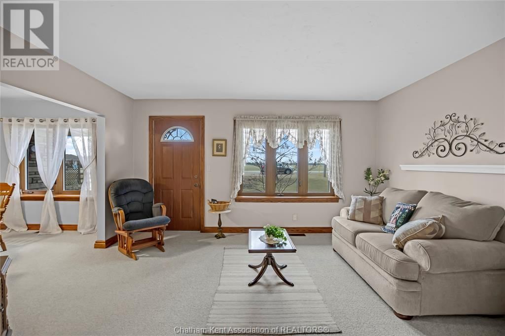 29883 WEST BOTHWELL ROAD Image 18
