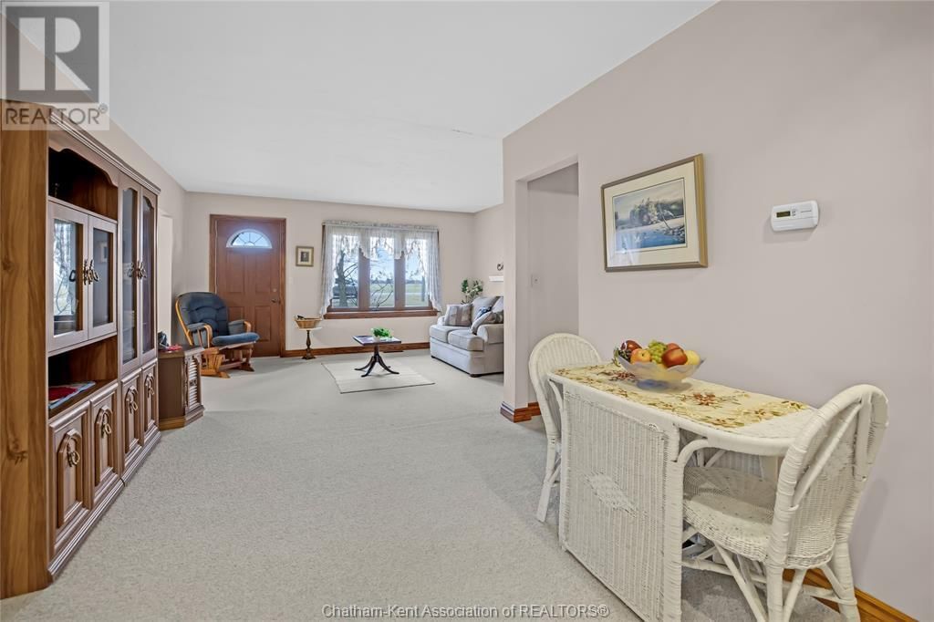 29883 WEST BOTHWELL ROAD Image 20