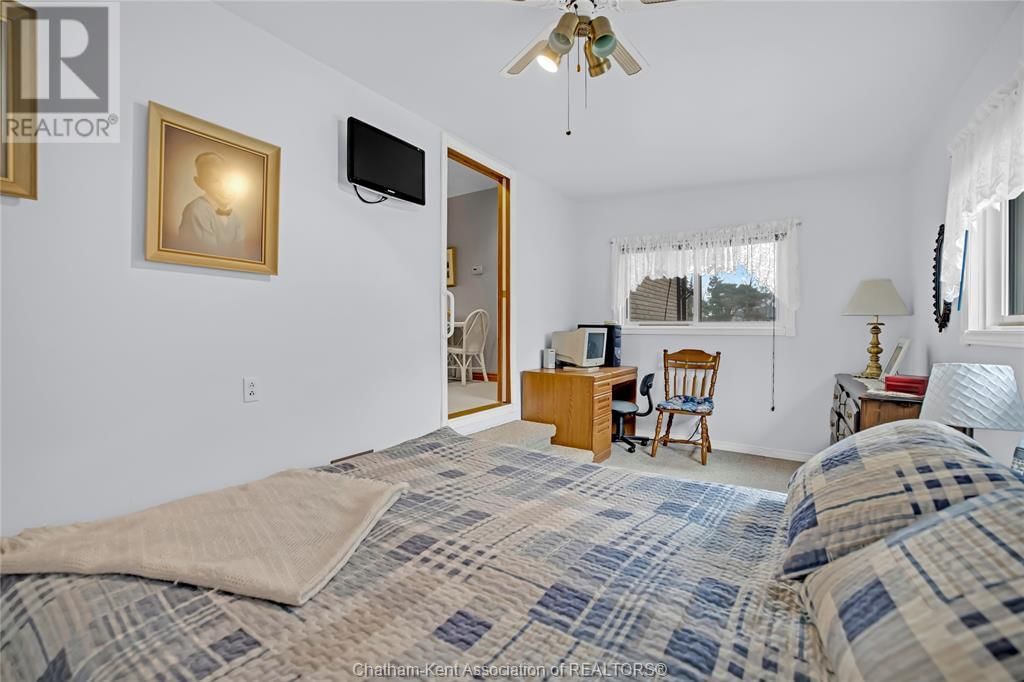 29883 WEST BOTHWELL ROAD Image 22