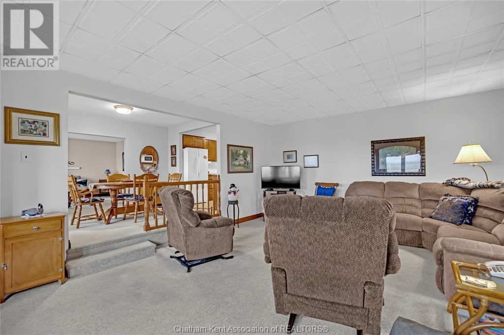 29883 WEST BOTHWELL ROAD Image 9