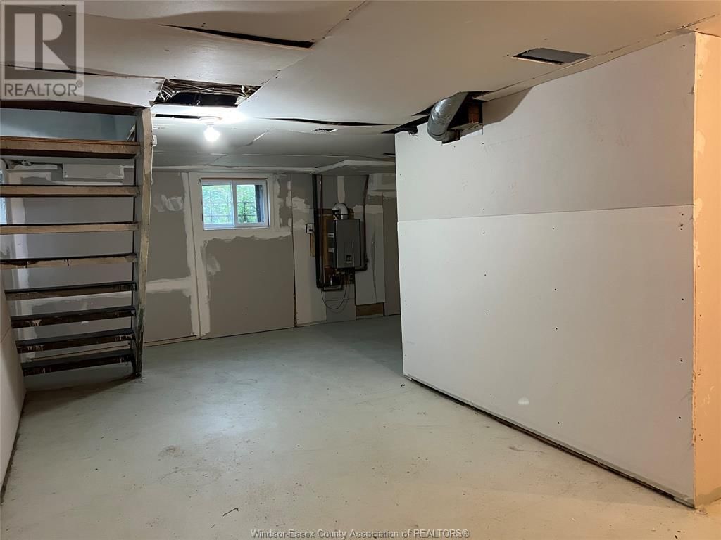 850 ELLROSE AVENUE Image 22