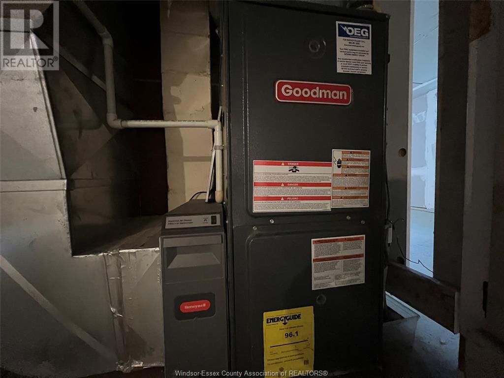 850 ELLROSE AVENUE Image 30