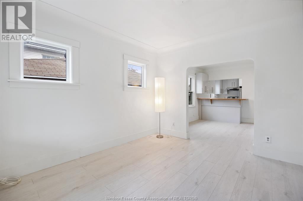 850 ELLROSE AVENUE Image 5