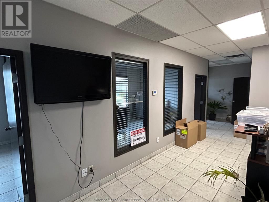 2520 CENTRAL AVENUE Image 10