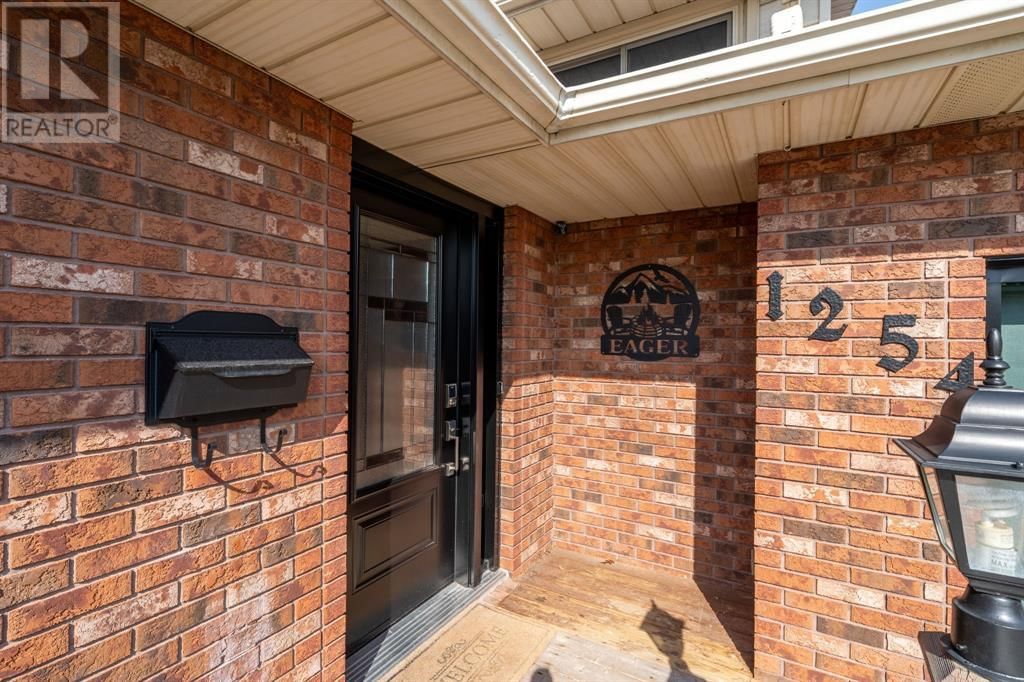 1254 ERROL ROAD EAST Image 3
