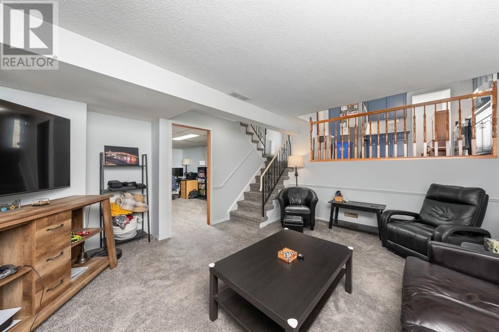 1254 ERROL ROAD EAST Image 38