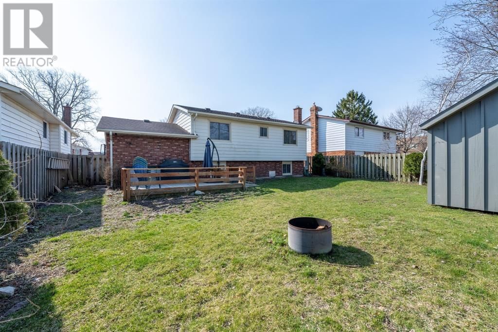 1254 ERROL ROAD EAST Image 5
