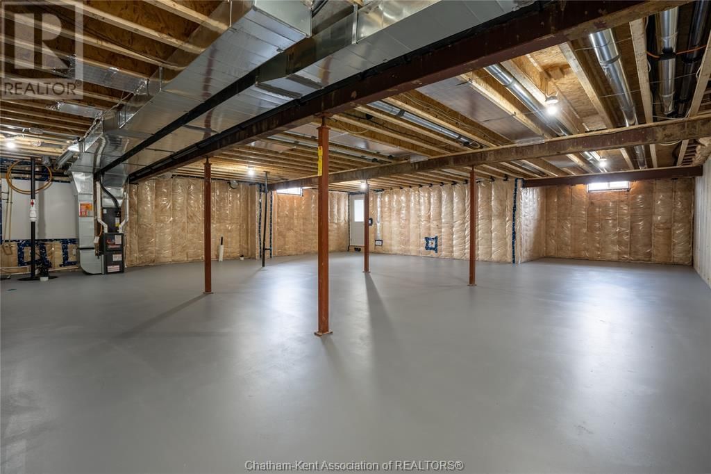 25 DUSKRIDGE ROAD Image 32