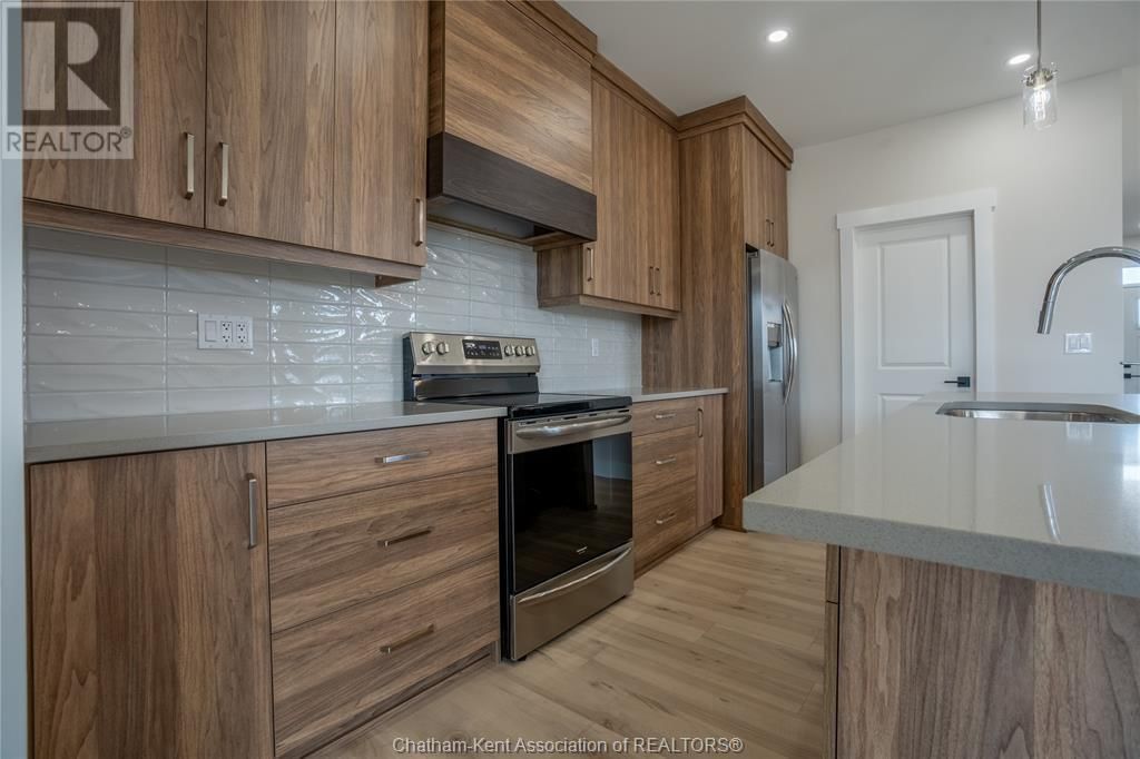 25 DUSKRIDGE ROAD Image 8