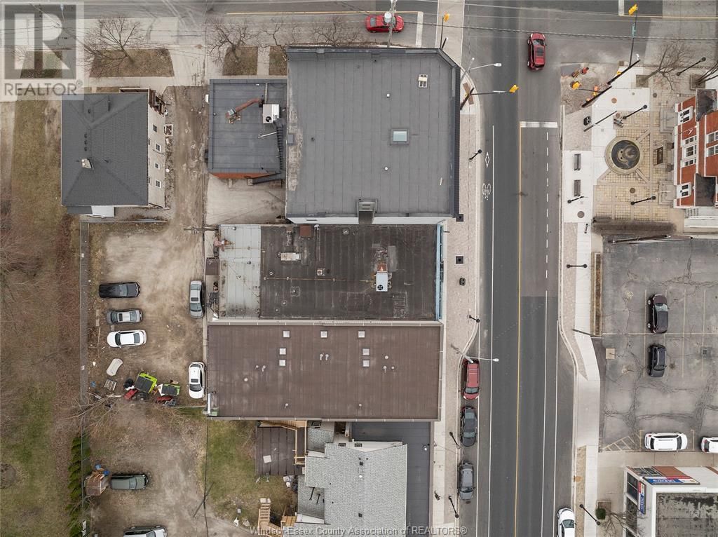 3206 SANDWICH Image 21