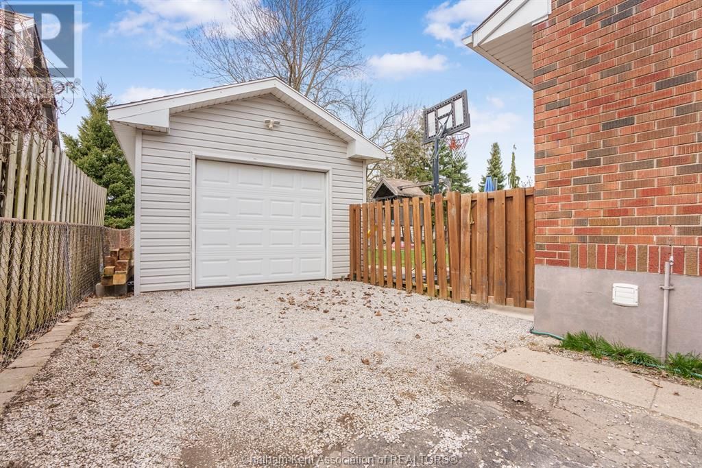 166 TISSIMAN AVENUE Image 32