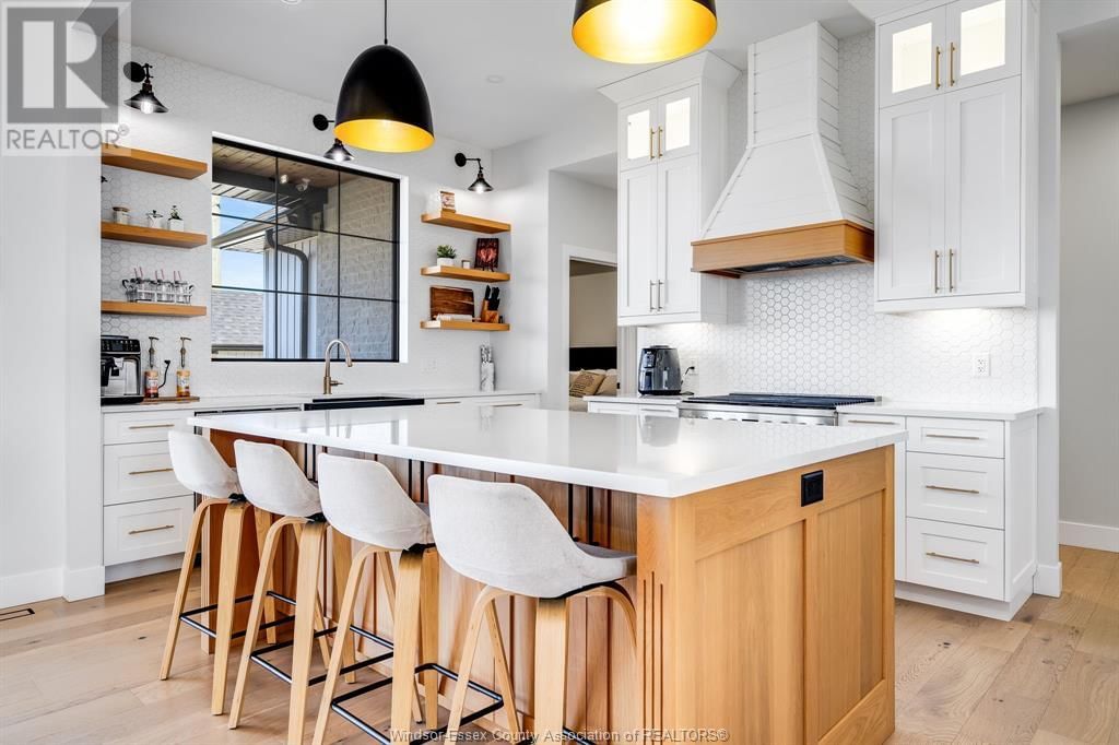 19 SUNNINGDALE Image 10