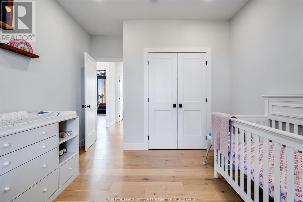 19 SUNNINGDALE Image 21