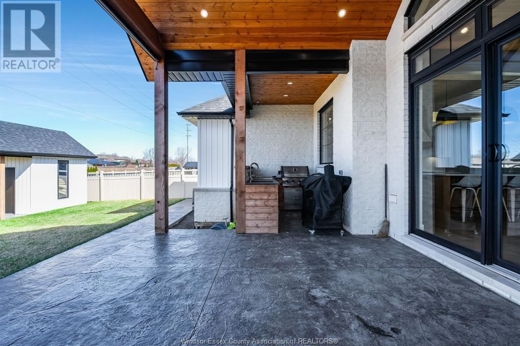 19 SUNNINGDALE Image 41