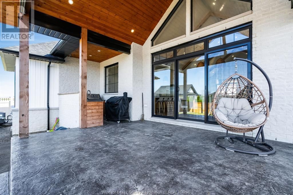 19 SUNNINGDALE Image 42