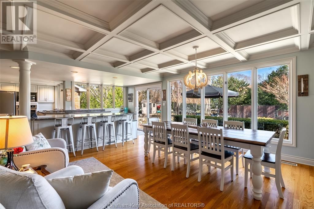 147 CRYSTAL DRIVE Image 12