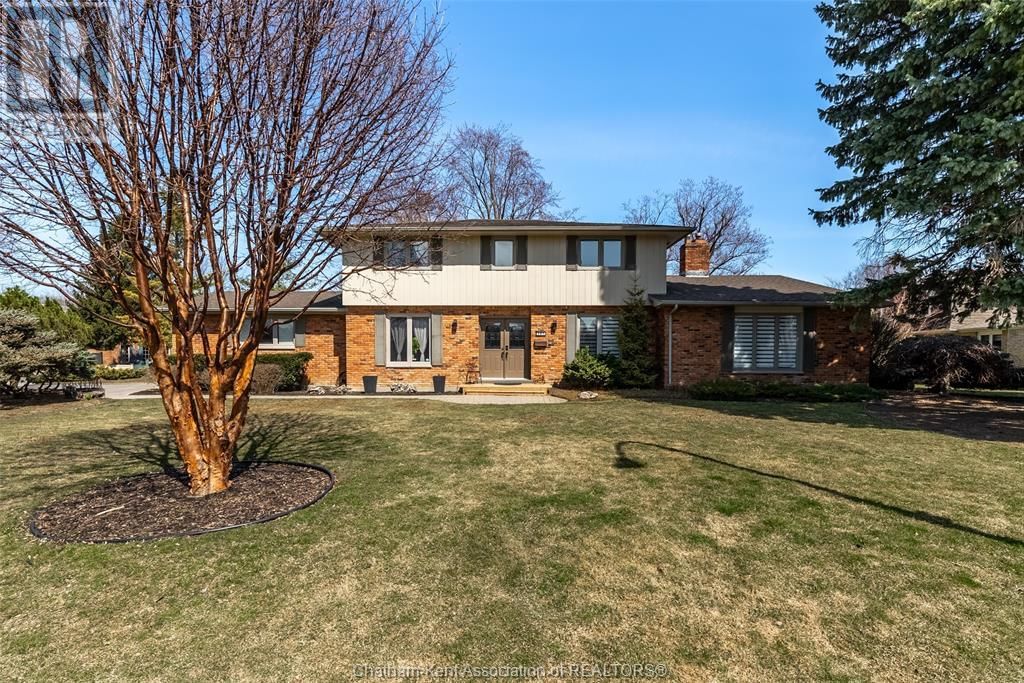 147 CRYSTAL DRIVE Image 2