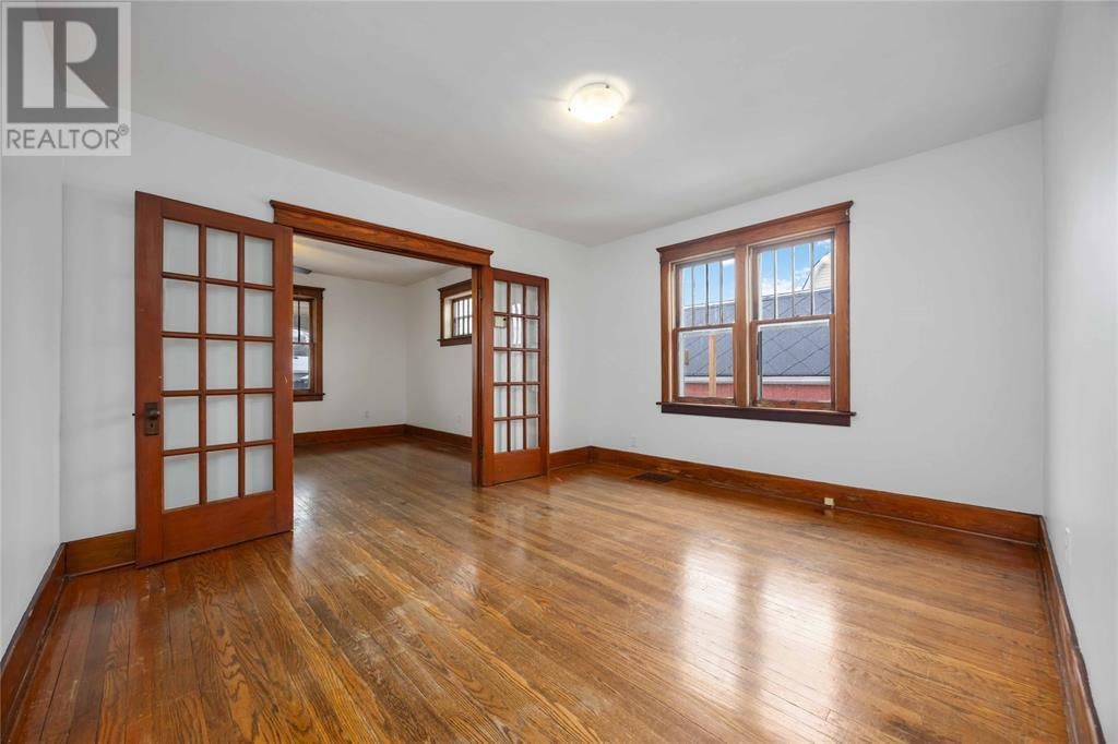 222 SHEPHERD STREET Image 14