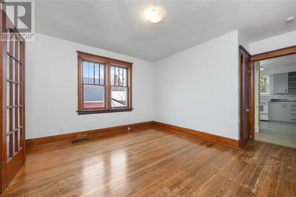 222 SHEPHERD STREET Image 15