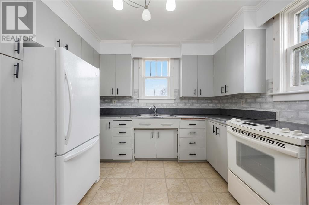 222 SHEPHERD STREET Image 19