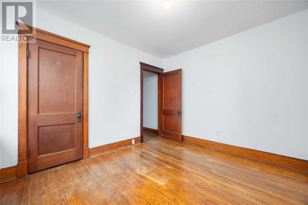 222 SHEPHERD STREET Image 24