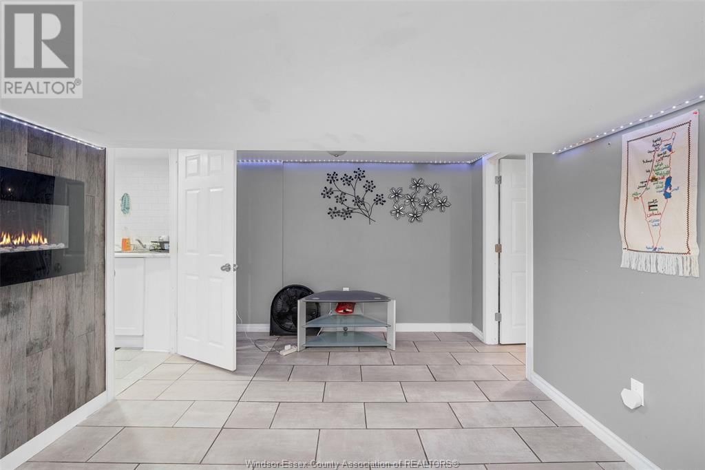 1415 OLIVE ROAD Image 13
