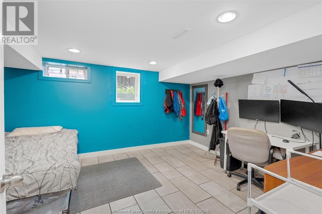 1415 OLIVE ROAD Image 17