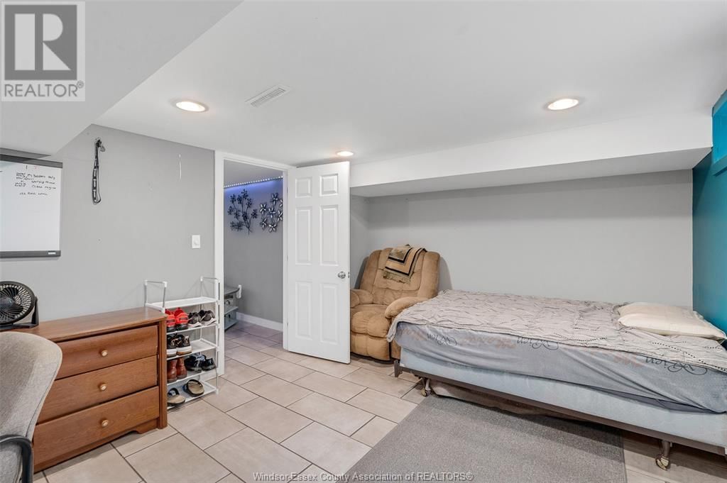 1415 OLIVE ROAD Image 18