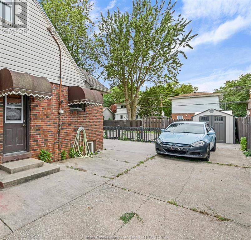 1415 OLIVE ROAD Image 30