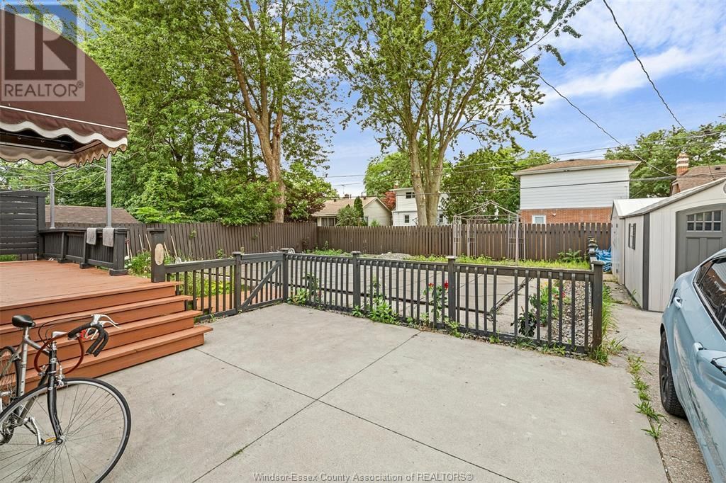 1415 OLIVE ROAD Image 31