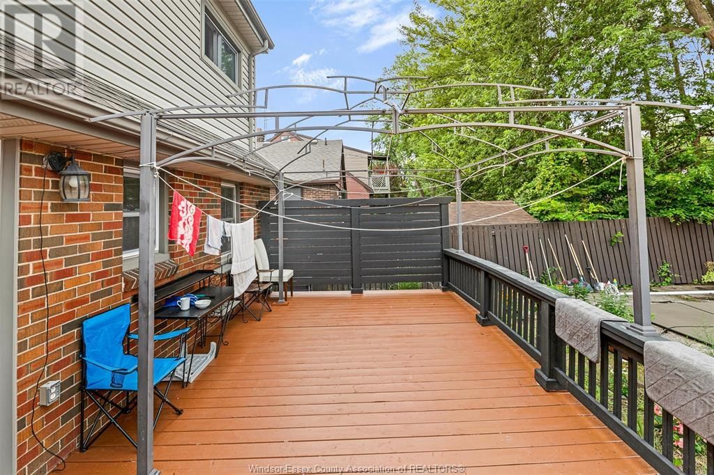 1415 OLIVE ROAD Image 32