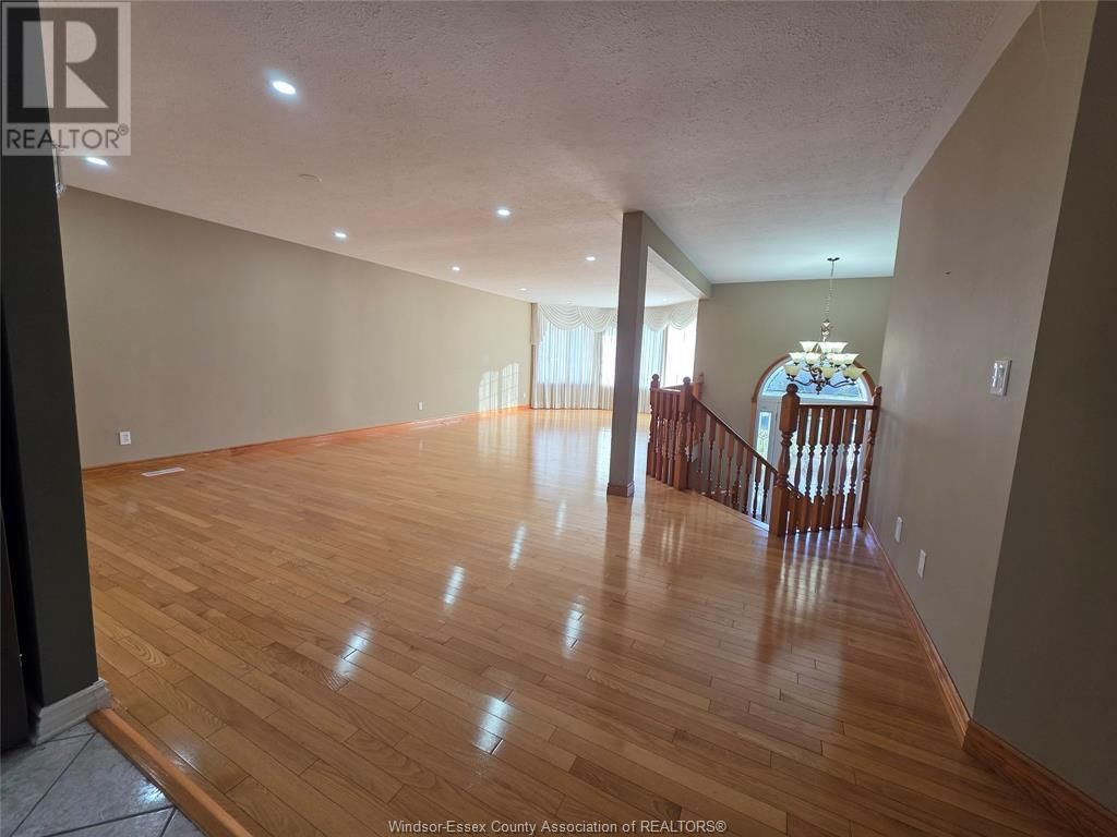 138 HAMPTON Image 4