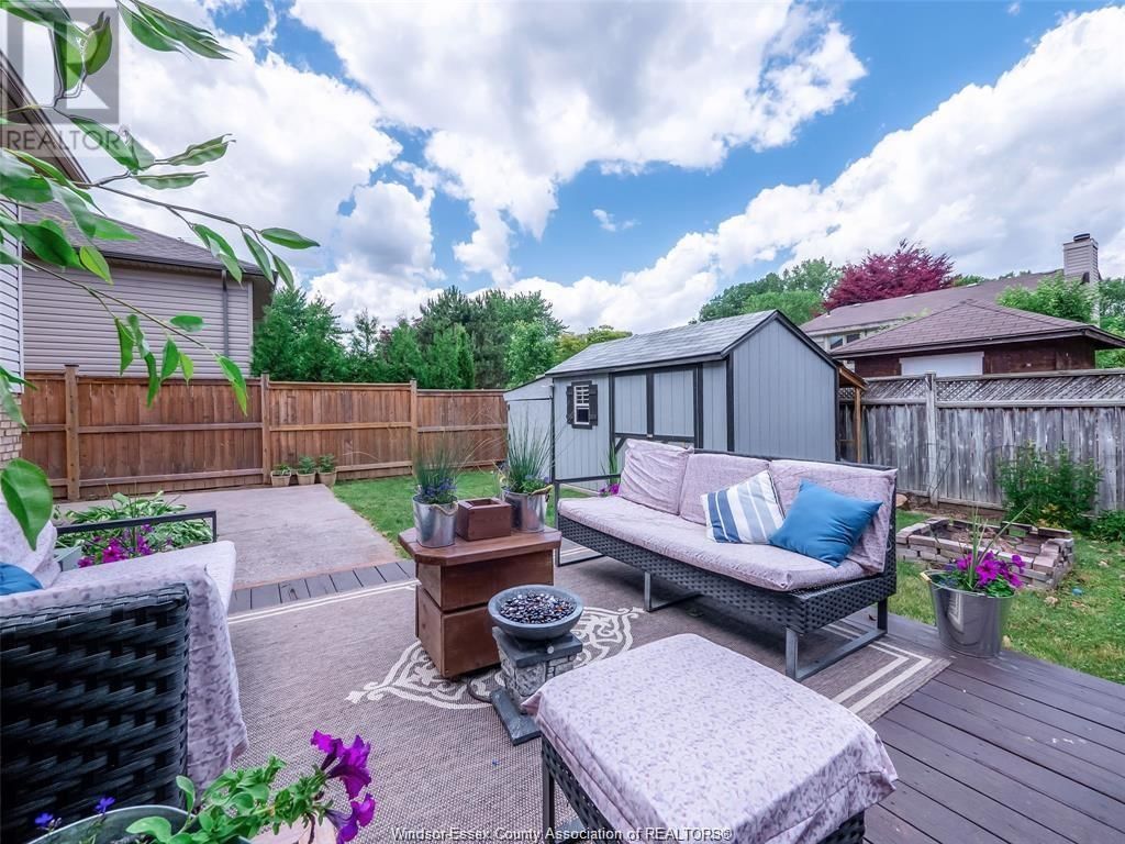 1646 MAPLE AVENUE Image 45