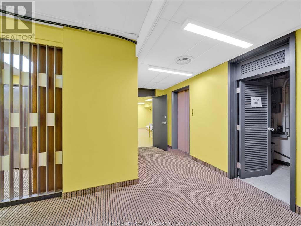 545 OUELLETTE AVENUE Image 20
