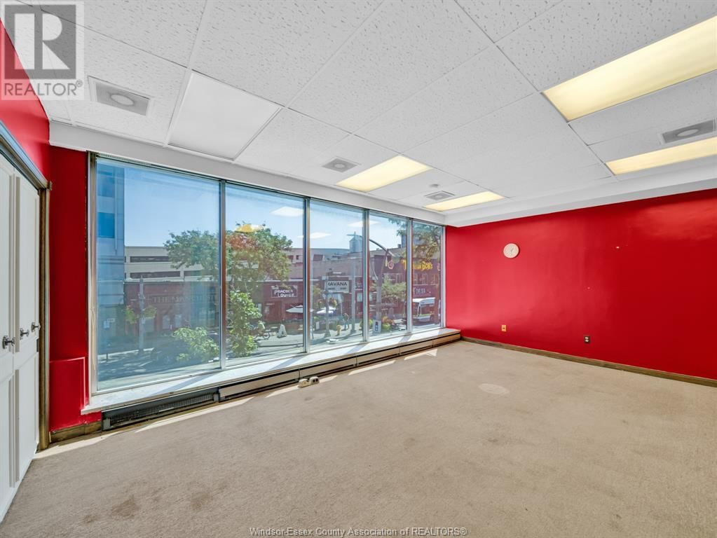 545 OUELLETTE AVENUE Image 27
