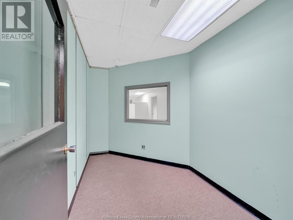 545 OUELLETTE AVENUE Image 29