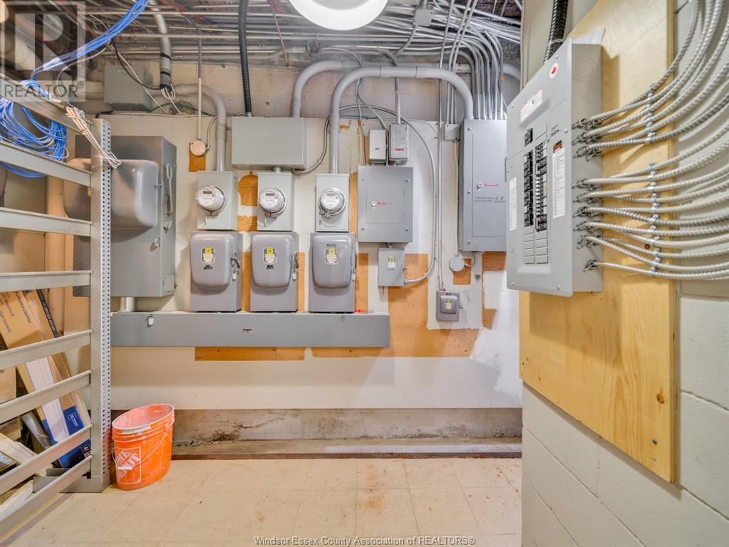 545 OUELLETTE AVENUE Image 33