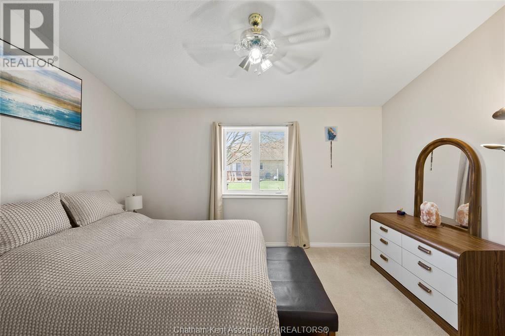 24 - 154 SEMENYN AVENUE Image 24