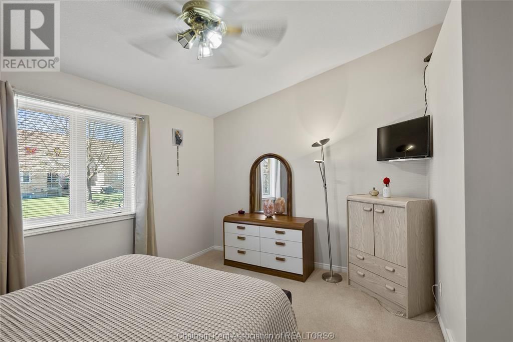 24 - 154 SEMENYN AVENUE Image 26
