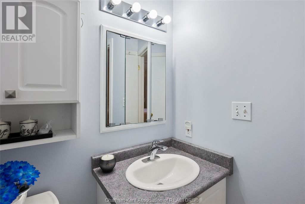 24 - 154 SEMENYN AVENUE Image 28