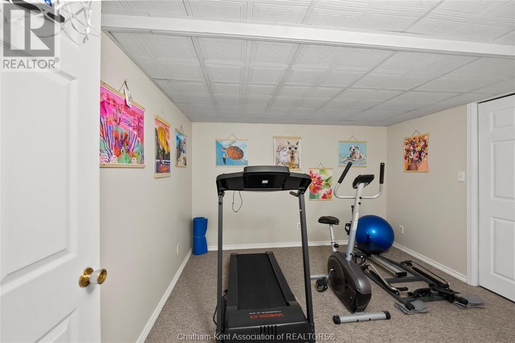 24 - 154 SEMENYN AVENUE Image 41