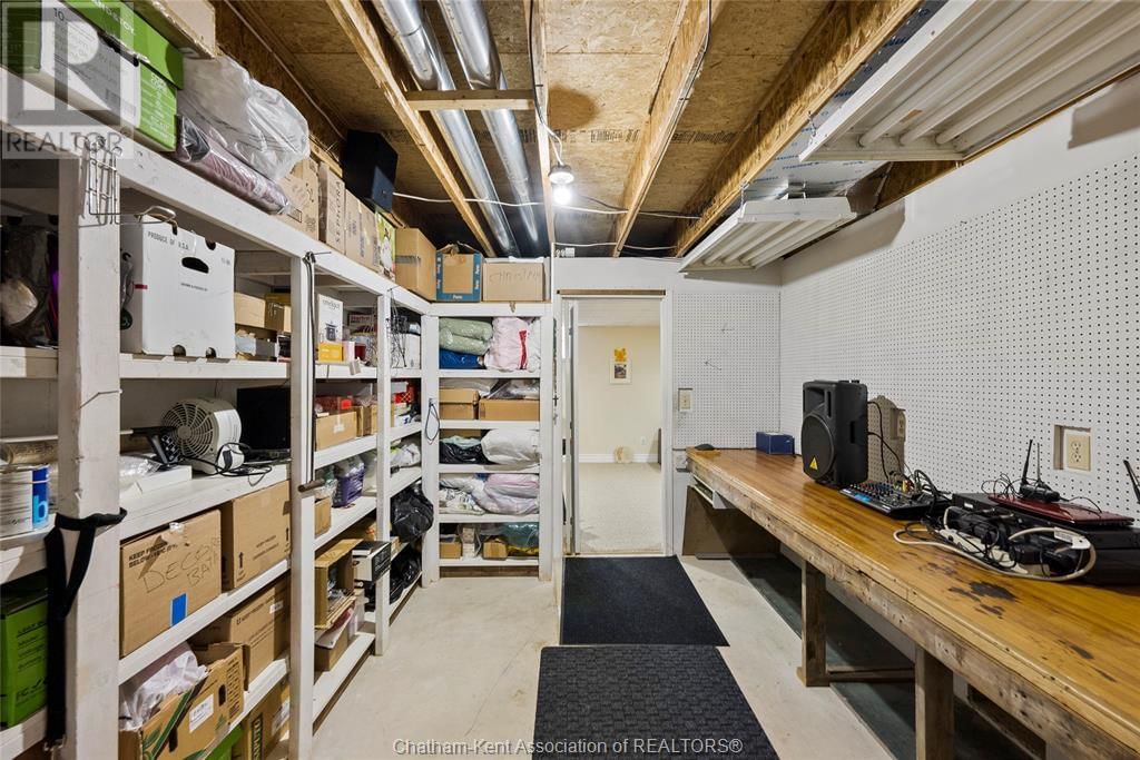 24 - 154 SEMENYN AVENUE Image 43