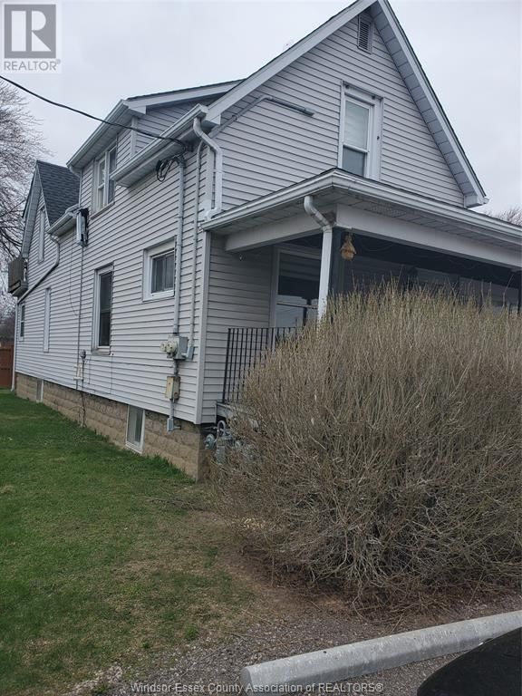 403-405 WALLACE STREET Image 11