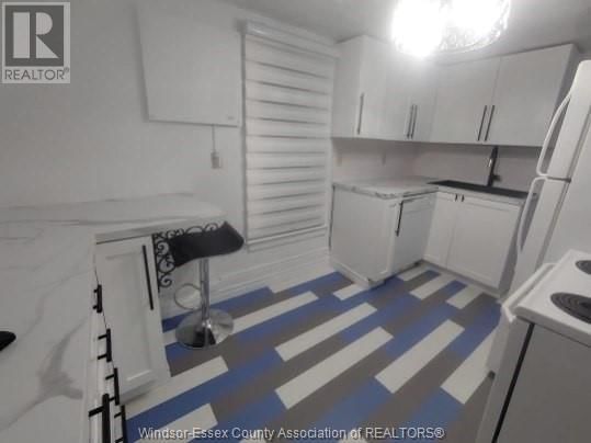 403-405 WALLACE STREET Image 4