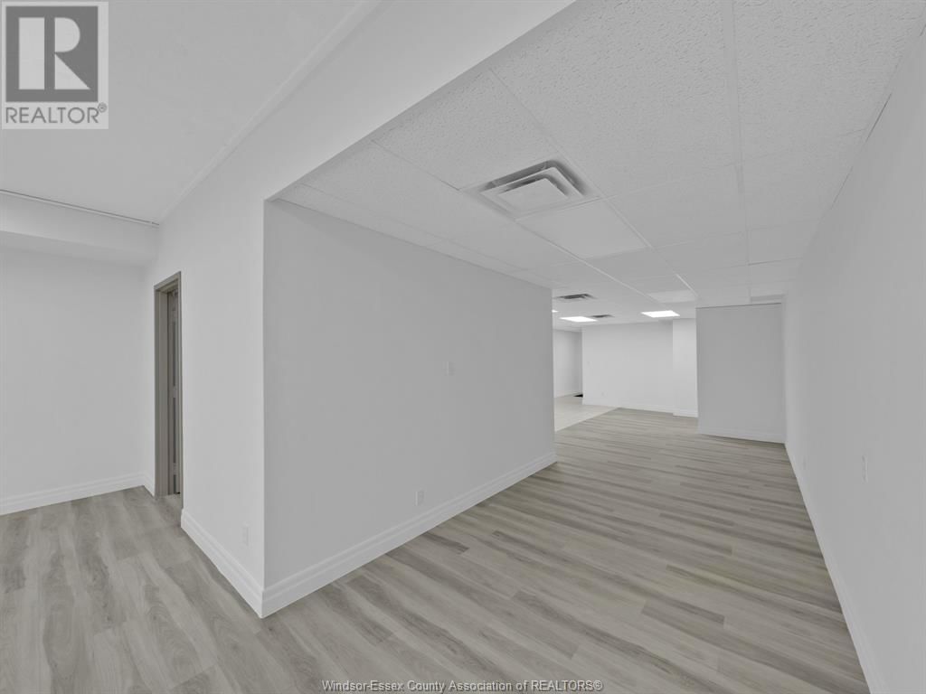 711-719 PELISSIER STREET Image 10